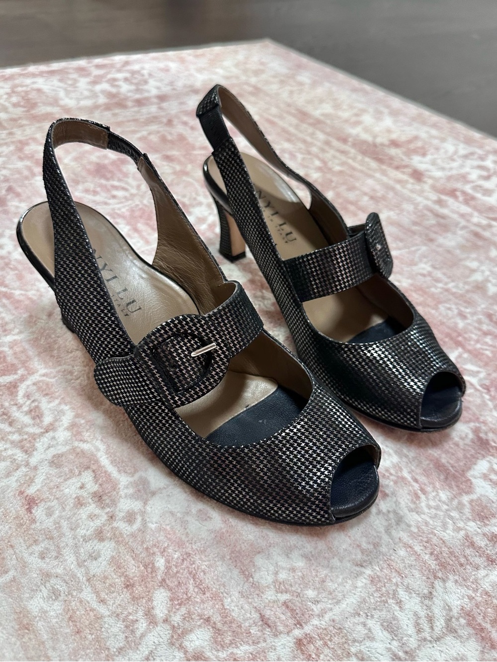 Anyi Lu ✨ Genuine Leather Metallic Sandal Heels - Picture 2 of 11